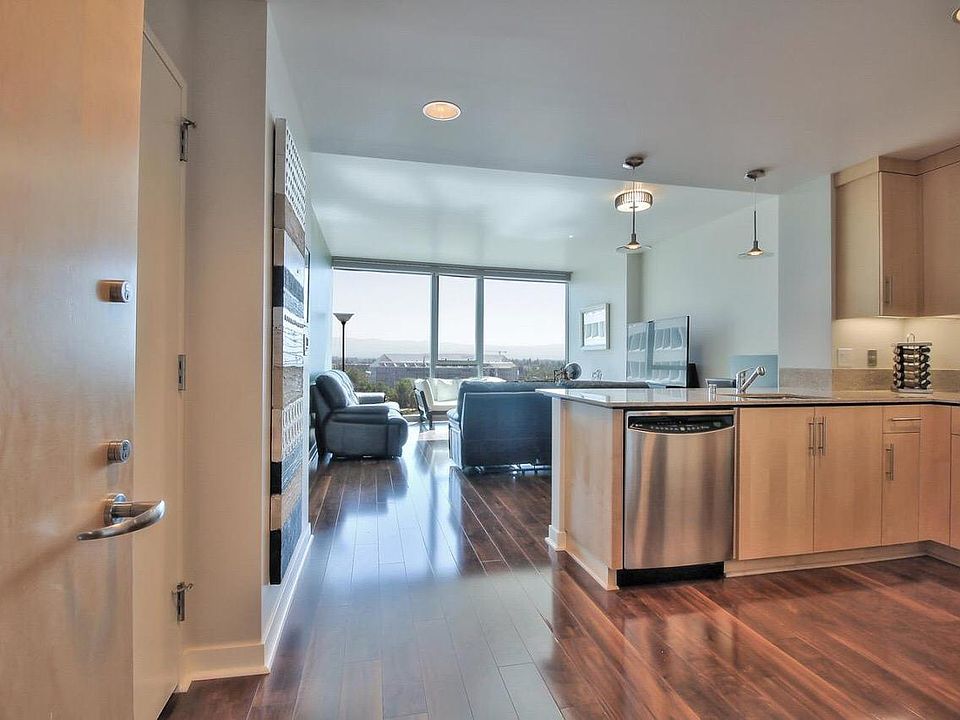 1st image of 38 N Almaden Blvd Floor 11