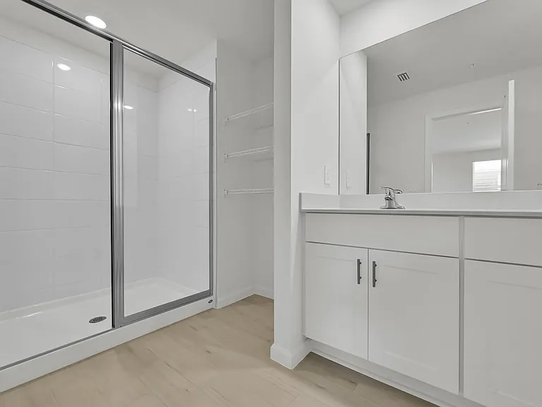 575 Salisbury Cir — Photo 25