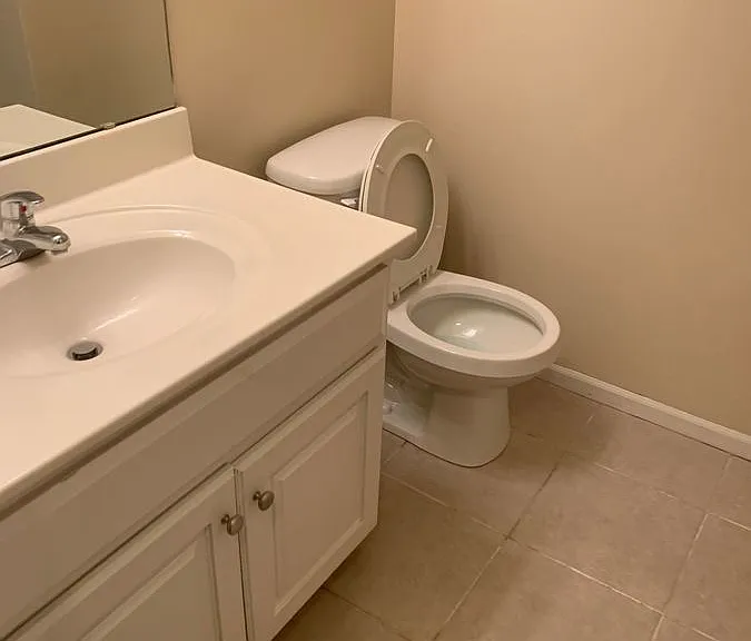 300 SE Westminister Rd — Photo 7