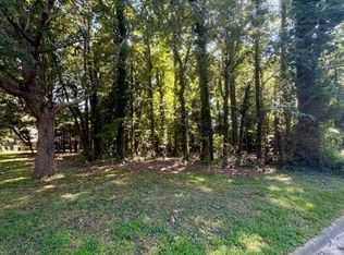38 Salt Pond Rd, Hampton, VA 23664