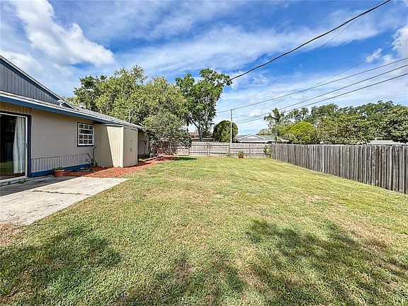 5th image of 2802 CHRISTIE LANE