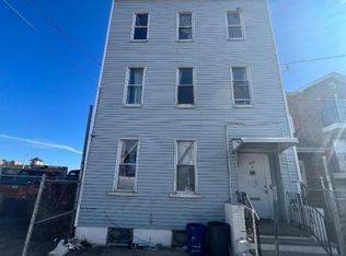 274 Hunterdon St, Newark, NJ 07103