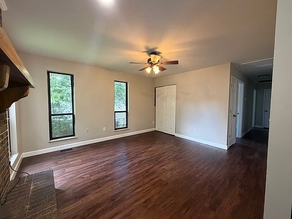 2nd image of 2540 Wilson Ave