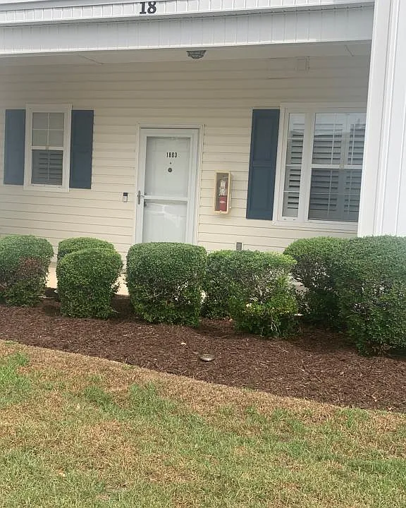 901 W Port Dr