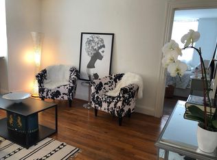 810 W 36th St APT 3, Baltimore, MD 21211