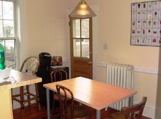 365 Harvard St #1, Cambridge, MA 02138