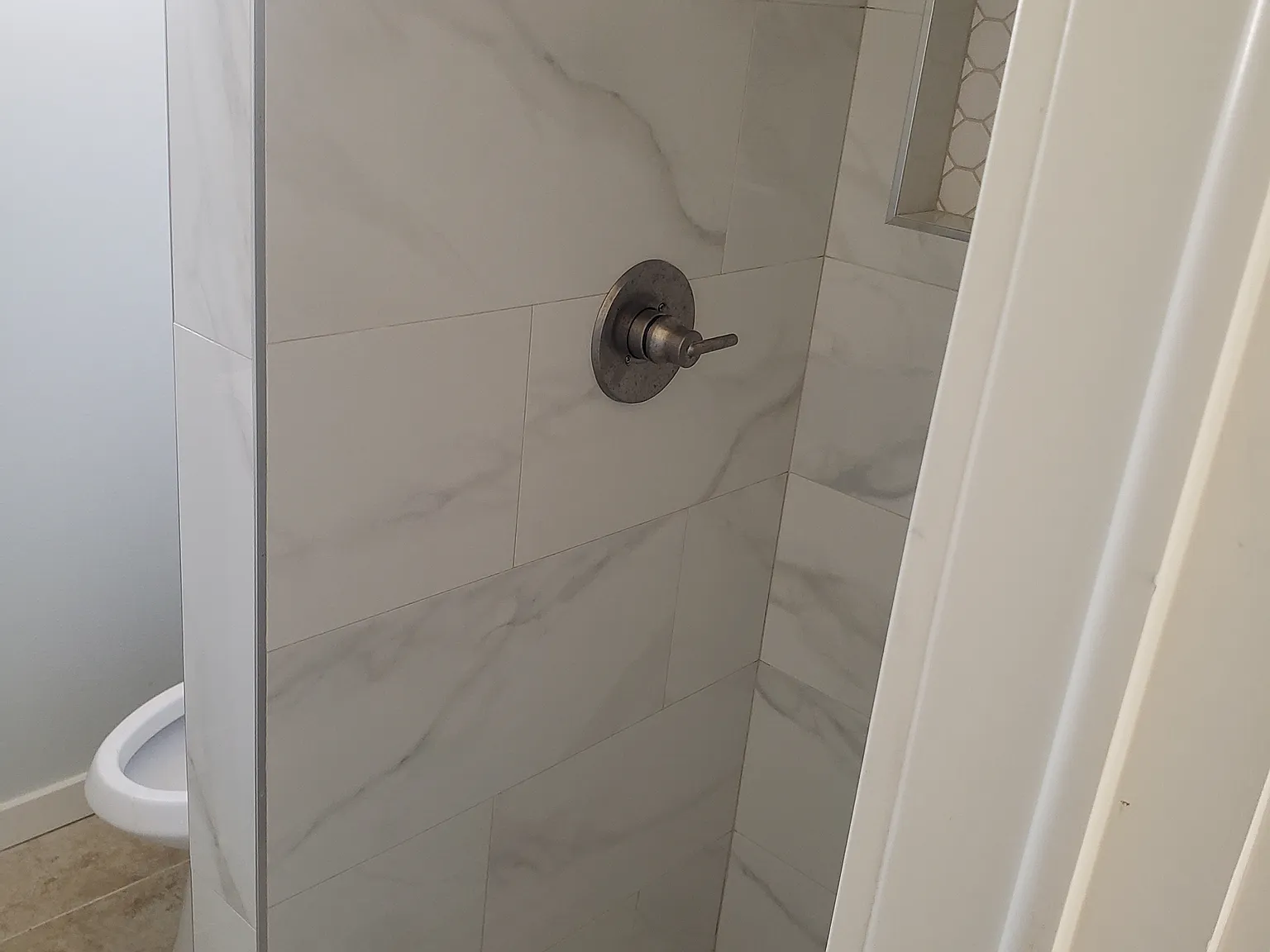 1 bed, 400 sqft, $1,875 — Photo 2