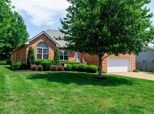 2666 Douglas Ln, Thompsons Station, TN 37179