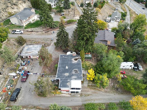 3rd image of 845 Alview Cres