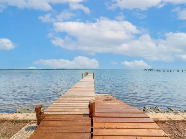 5447 Mobjack Rd, Gloucester, VA 23061