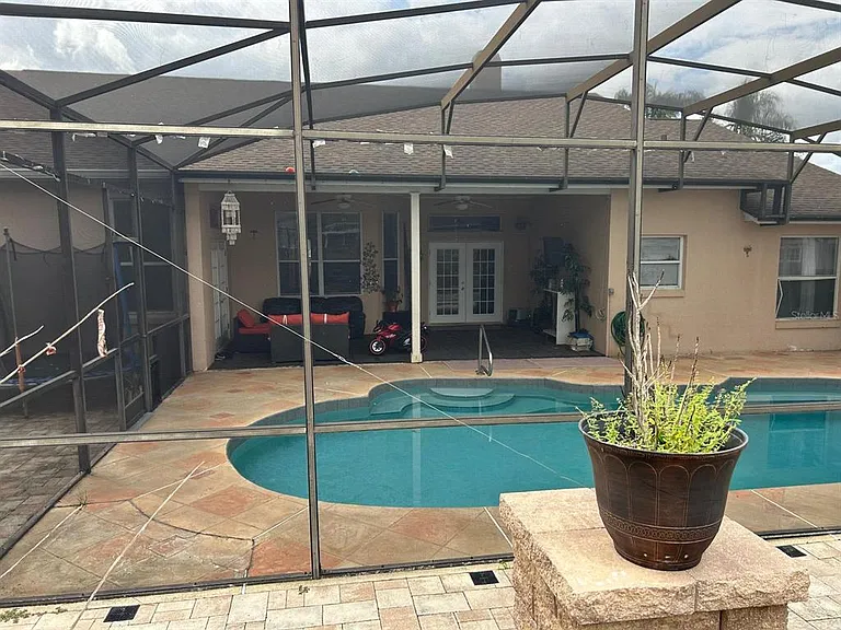 11942 Frieth Dr — Photo 31