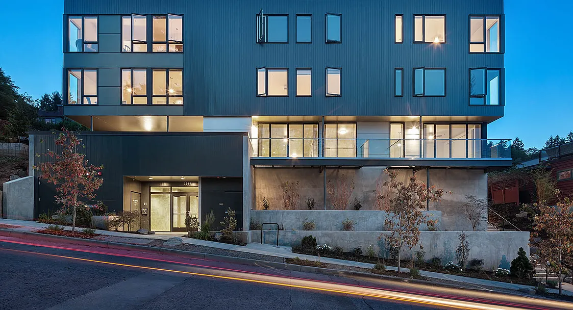 Viewpoint Terrace Apartments — Photo 1