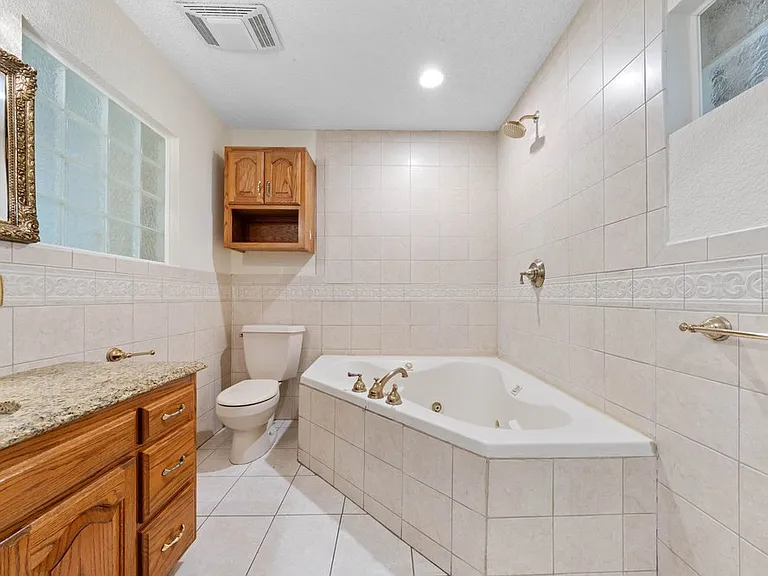 6323 Forest Bnd — Photo 21