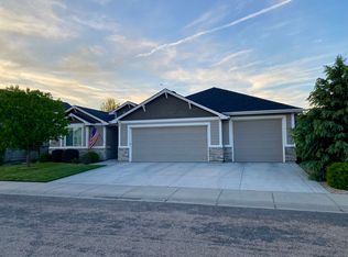 1060 W Rose Quartz St, Kuna, ID 83634