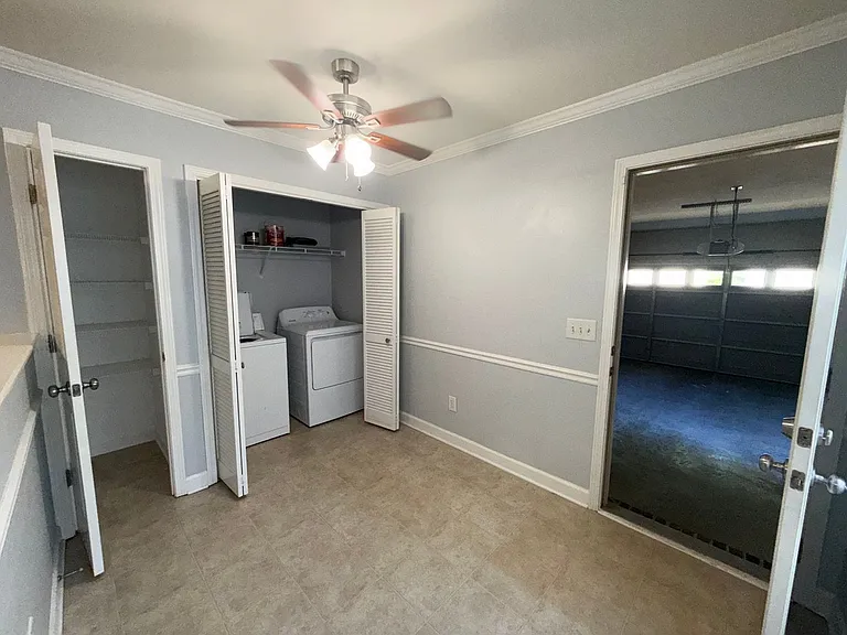 605 Westpark Ct — Photo 7