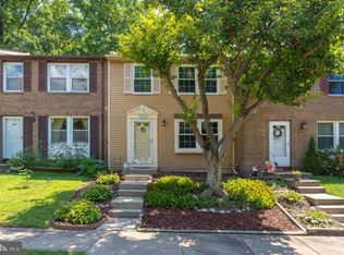 8223 Burning Forest Ct, Springfield, VA 22153
