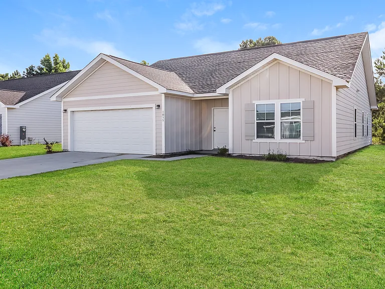 1055 Autumns Wood Cir E — Photo 3