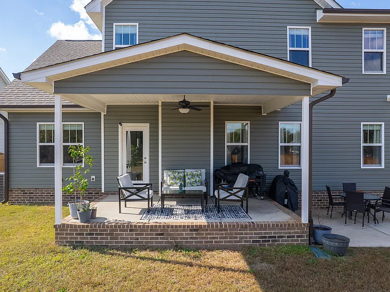 26 Valleydale Dr — Photo 3