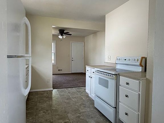 5th image of 6058 322nd St