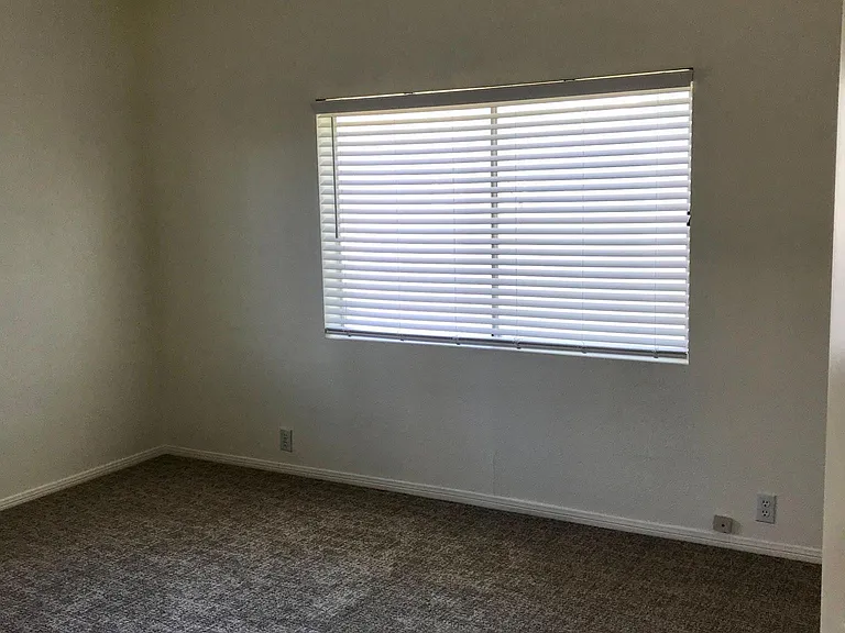 1321 Sapphire Ave — Photo 24
