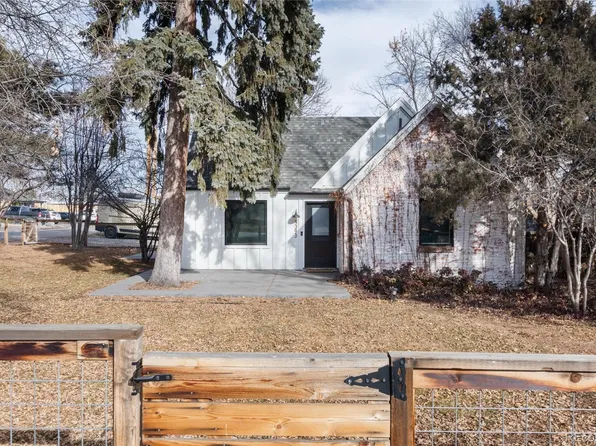 9393 W 14th Avenue, Lakewood, CO 80215