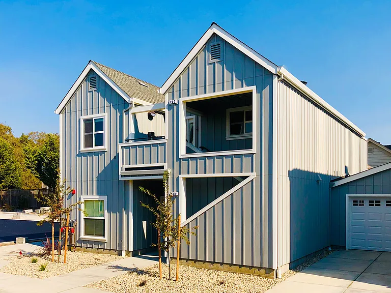 1315-1339 Lia Ln — Photo 3