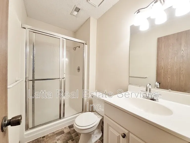403 S Sunrise Dr — Photo 8