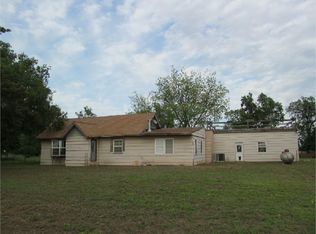 17619 N Sheridan Rd, Nash, OK 73761