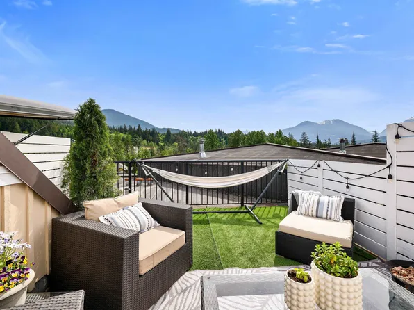 41105 Tantalus Rd #310, Squamish, BC V8B 0N3