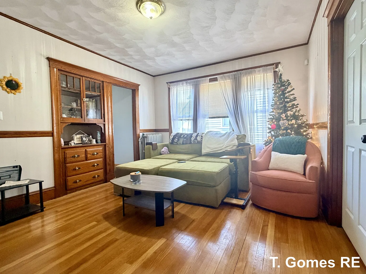 4 bed, 1300 sqft, $975 — Photo 3