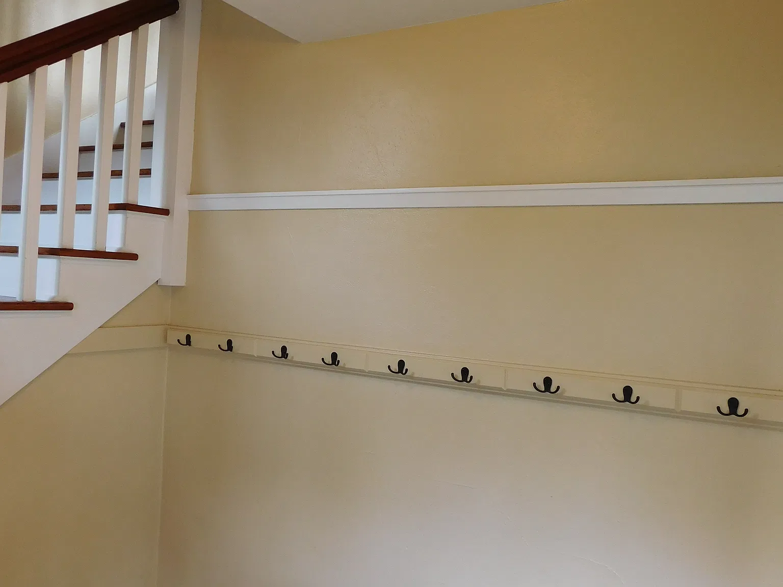 2 bed, 1250 sqft, $1,975 — Photo 3