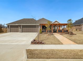 302 Phyllis Farm Rd, Prairie Grove, AR 72753