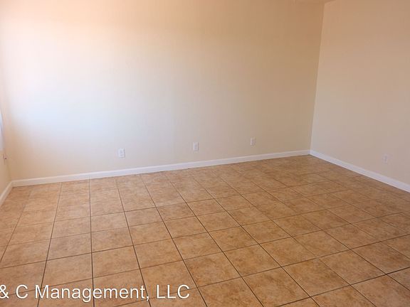 3rd image of 221 Charleston St NE APT A