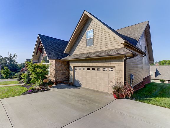3rd image of 8115 Villa Grande Ln