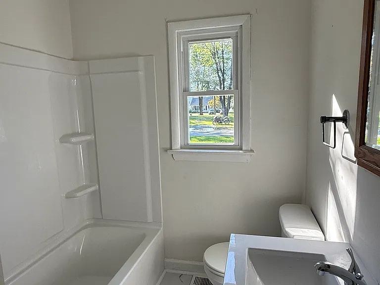13 Dervend Cir — Photo 17