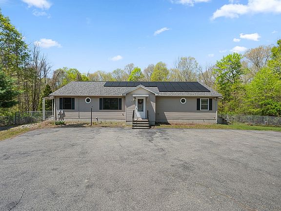 4th image of 1 Woodmere Rd