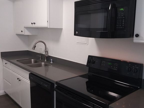 4th image of 408 S Venice Blvd APT 210