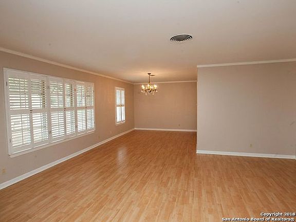 3rd image of 1815 La Sombra Dr