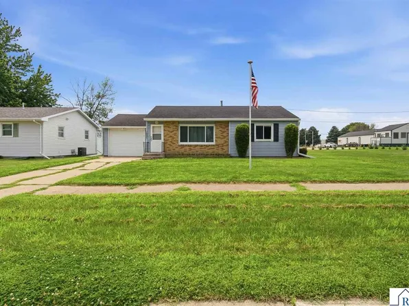 1027 Sioux Ave, Fairmont, MN 56031