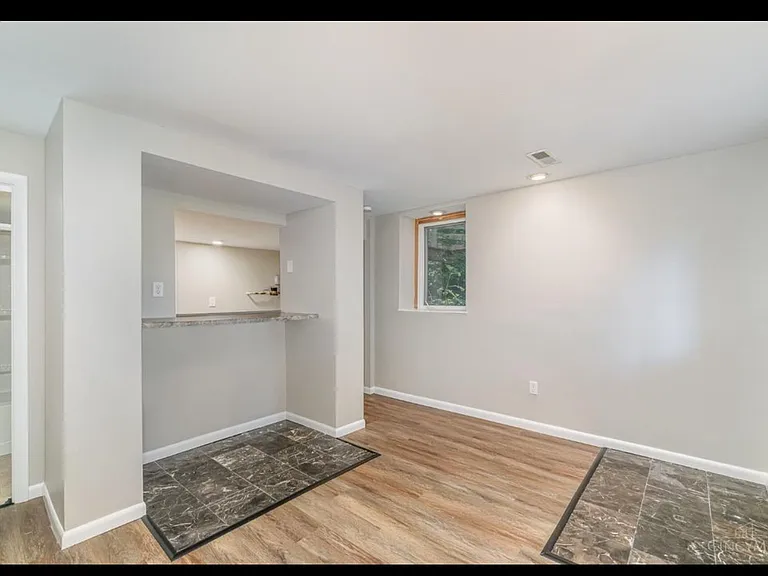 1 Foxhall Ct #1 — Photo 15