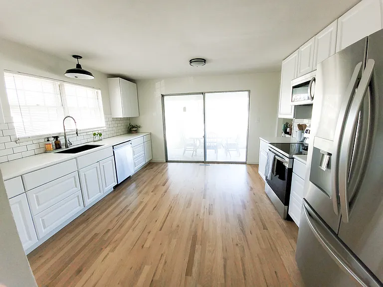 517 E McGee St — Photo 21