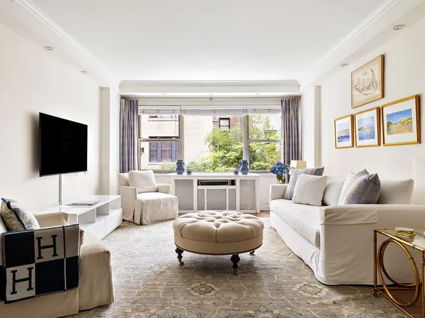 311 East 71st Street 2B image 1 of 5