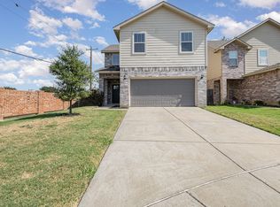 3630 Apple Valley Way, Dallas, TX 75227