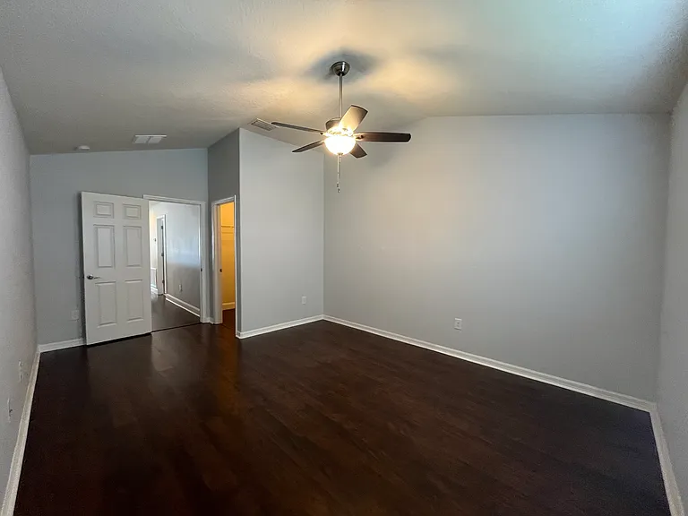 2515 Silverback Ct — Photo 16