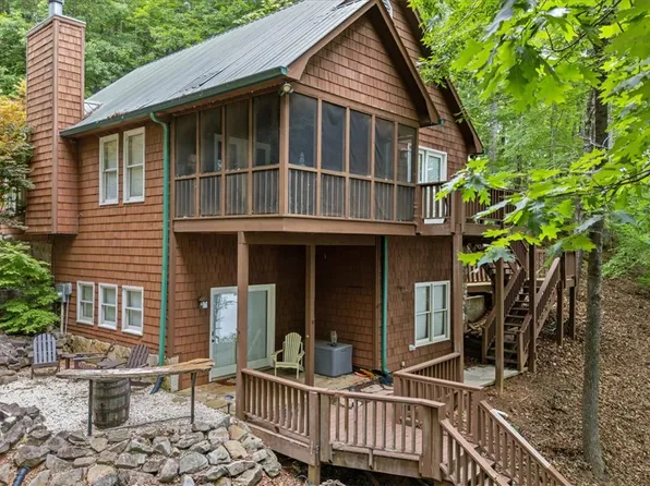 255 Horseshoe Bend Dr, Westminster, SC 29693