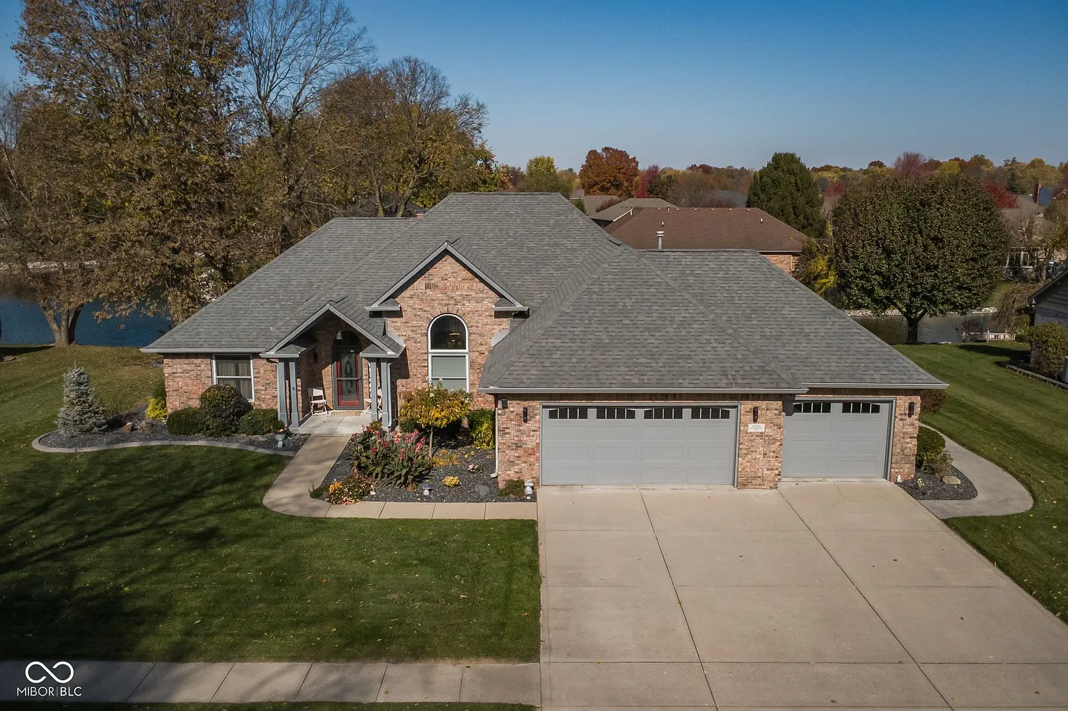 5334 Brookstone Ln photo 1