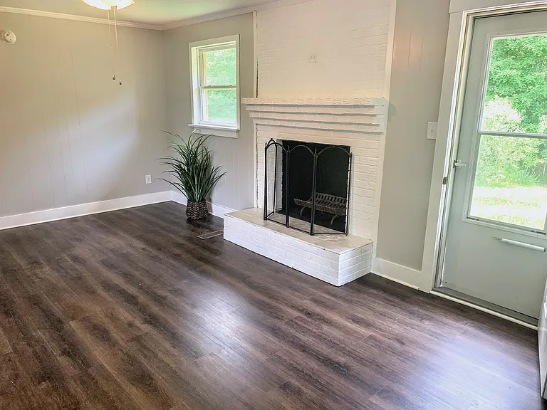 2125 Cherry St SE — Photo 11