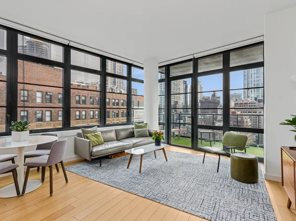 50 West 30th Street image 1 of 9