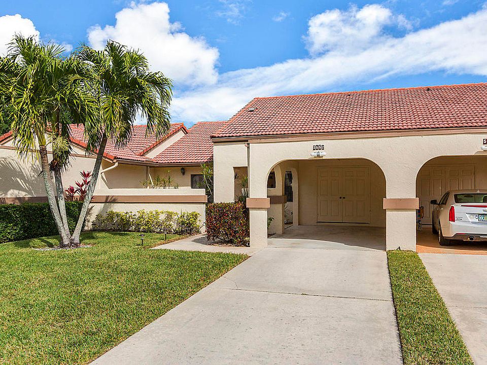 1st image of 5662 Parkwalk Cir E