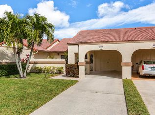 5662 Parkwalk Cir E, Boynton Beach, FL 33472